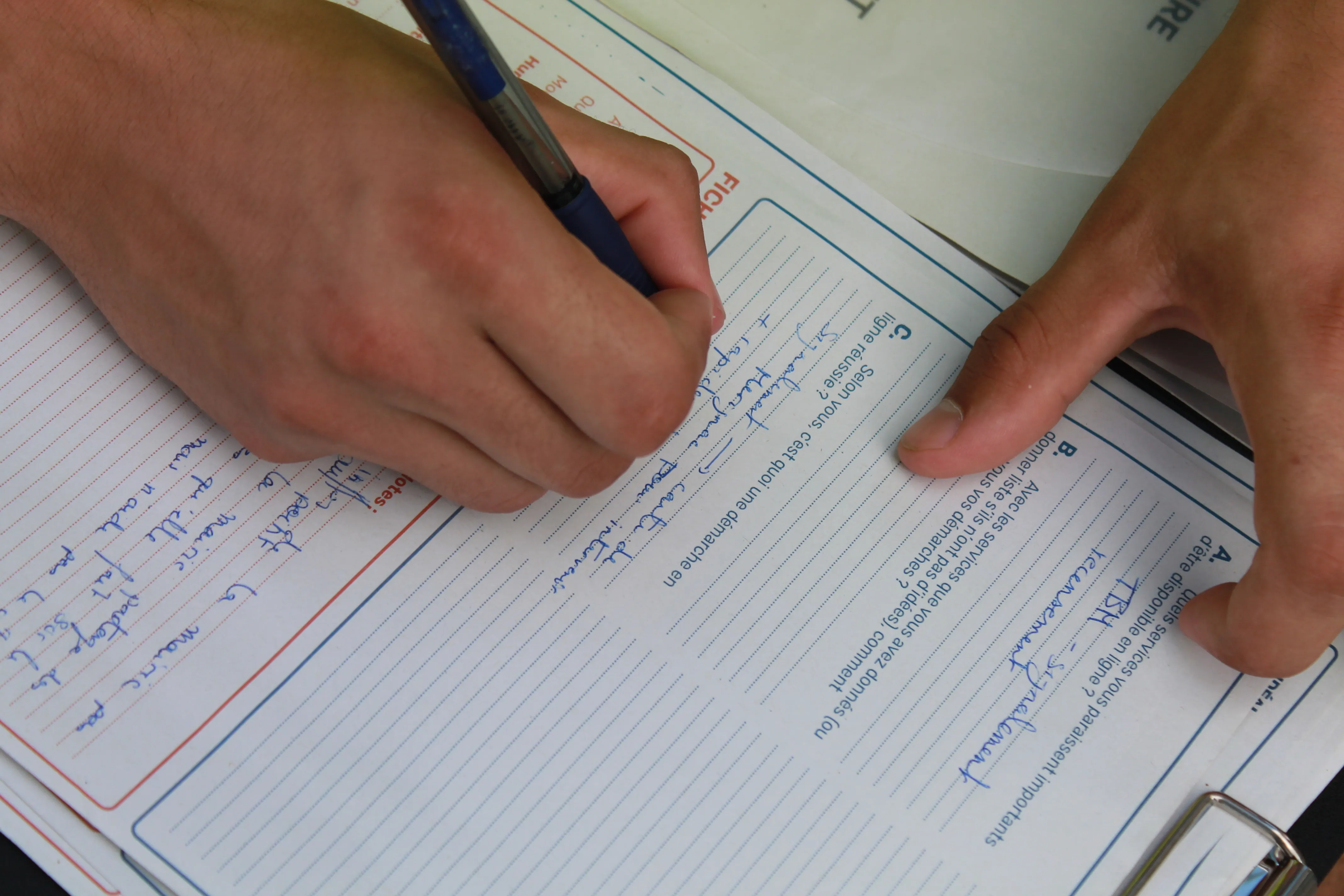 photo prise de note questionnaire